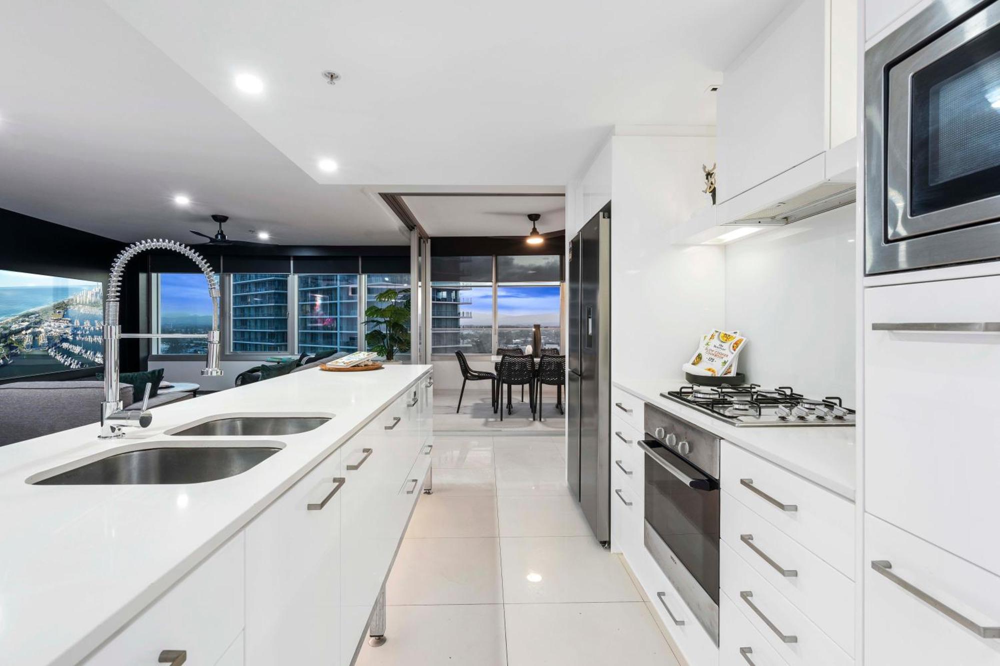 Q Tower At Surfers Paradise - Self Contained Apartments Gold Coast Exterior foto