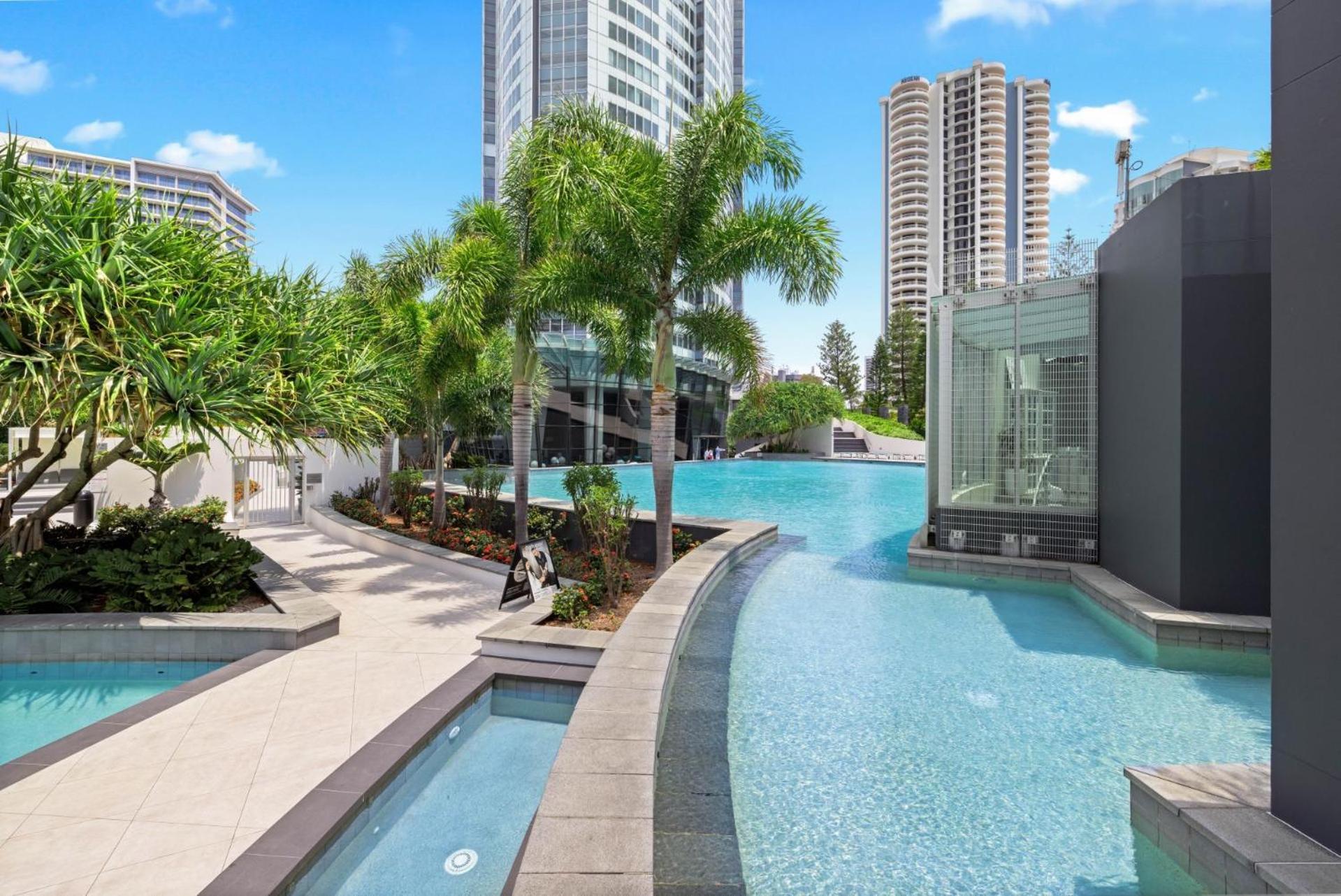 Q Tower At Surfers Paradise - Self Contained Apartments Gold Coast Exterior foto