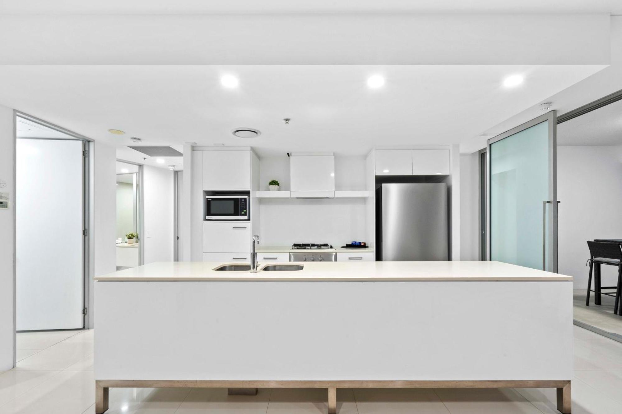 Q Tower At Surfers Paradise - Self Contained Apartments Gold Coast Exterior foto